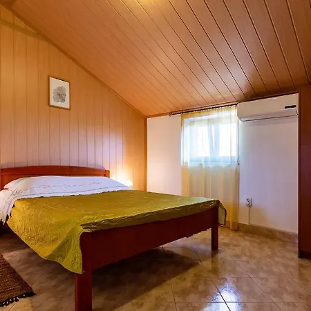 Apartment With Sea View Ii Medulin